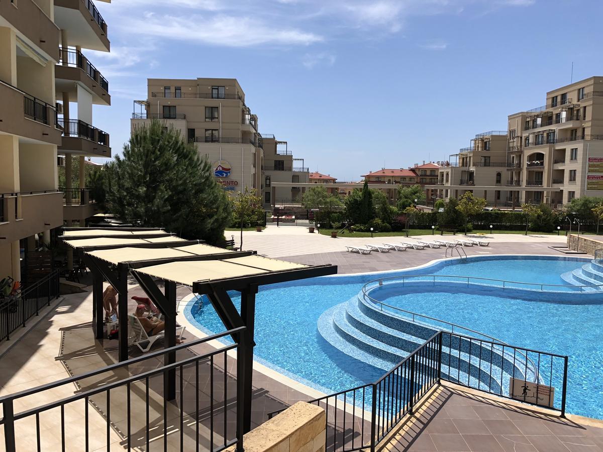 Vp Luxor Studio Sveti Vlas Luaran gambar