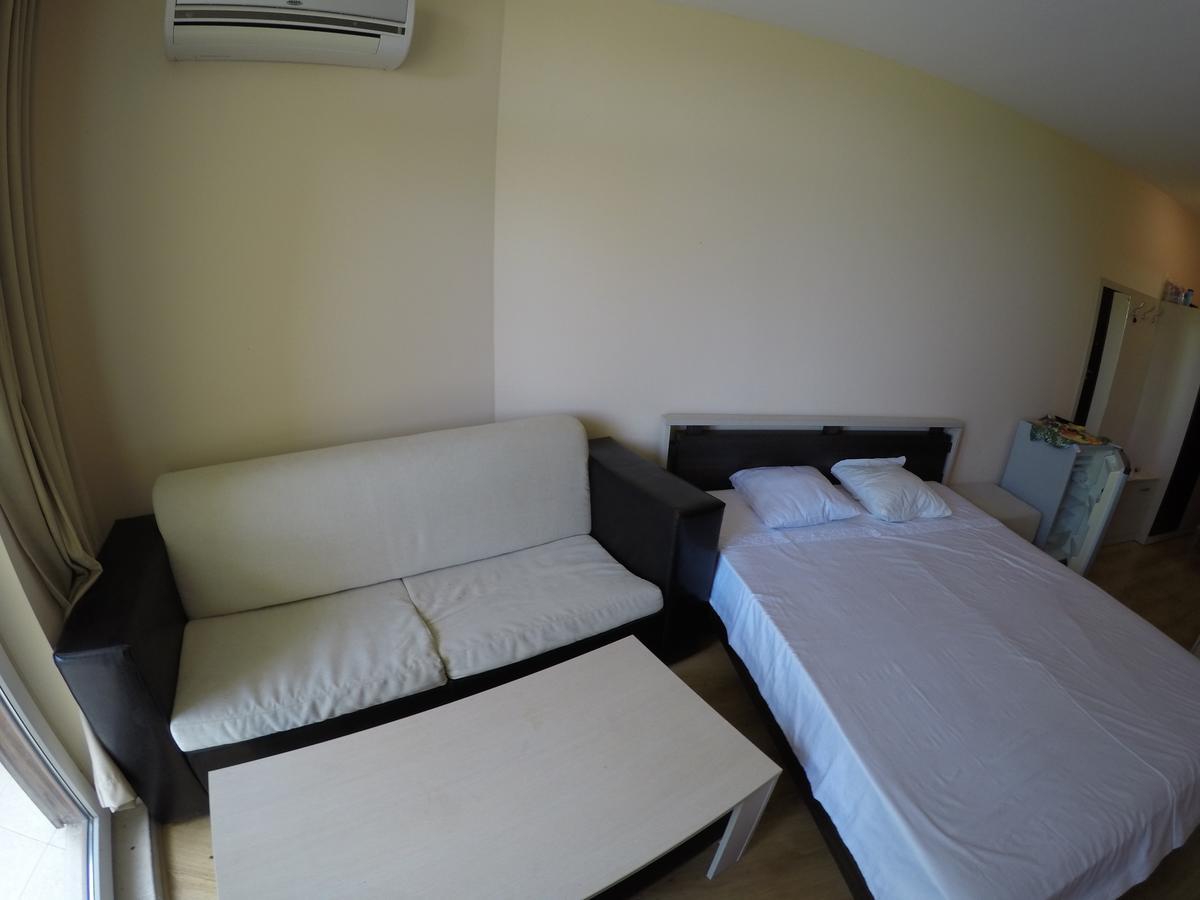 Vp Luxor Studio Sveti Vlas Luaran gambar