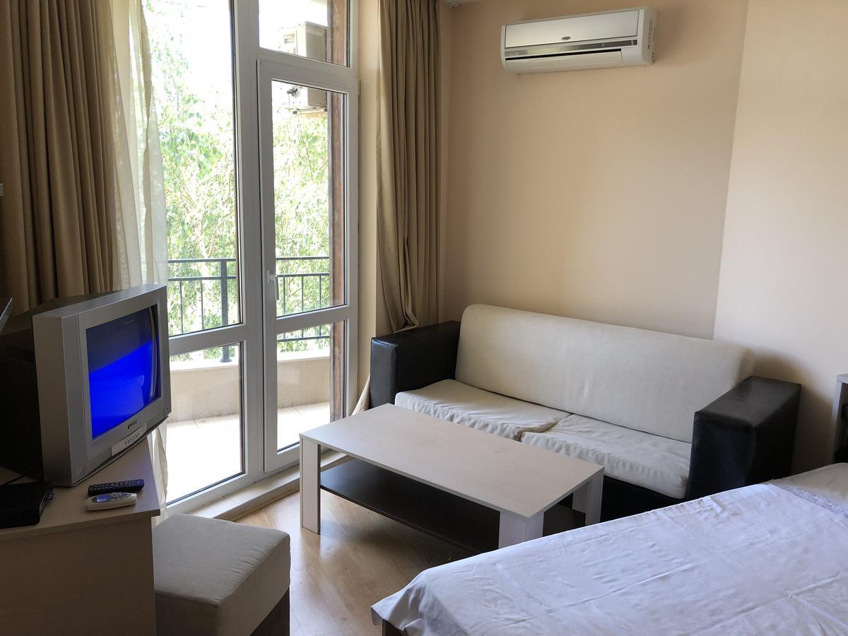 Vp Luxor Studio Sveti Vlas Luaran gambar